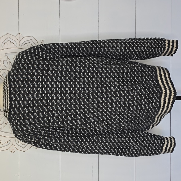 L.L. Bean Nordic Rag Wool Lambswool Pullover Sweater Adult Size Large - Picture 3 of 6